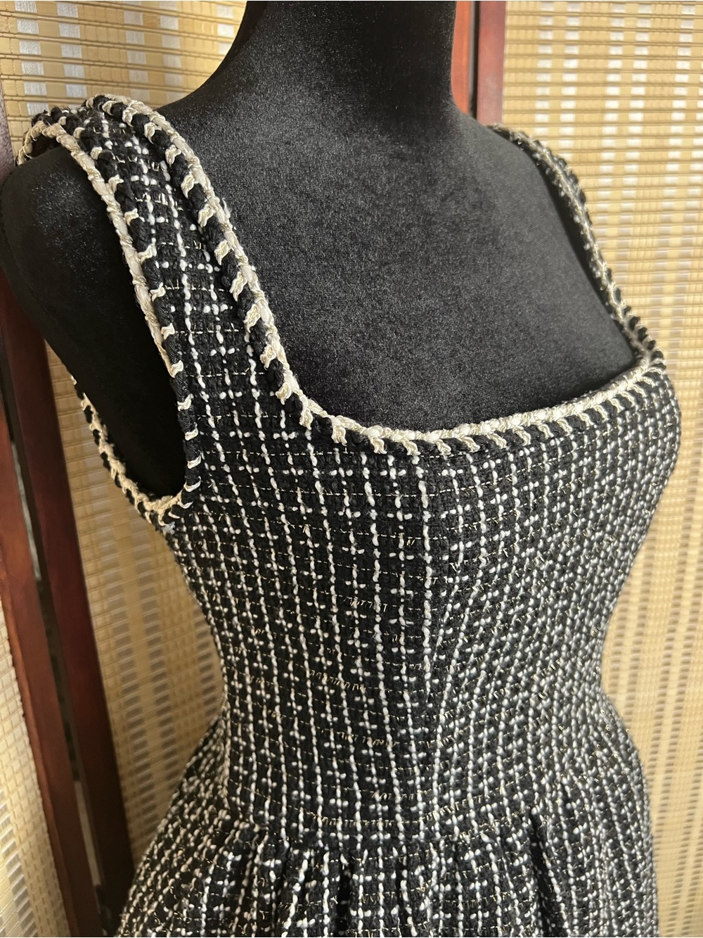 ✨ CIDER Tweed U-Neckline Solid Mini Dress ✨ - Picture 5 of 13